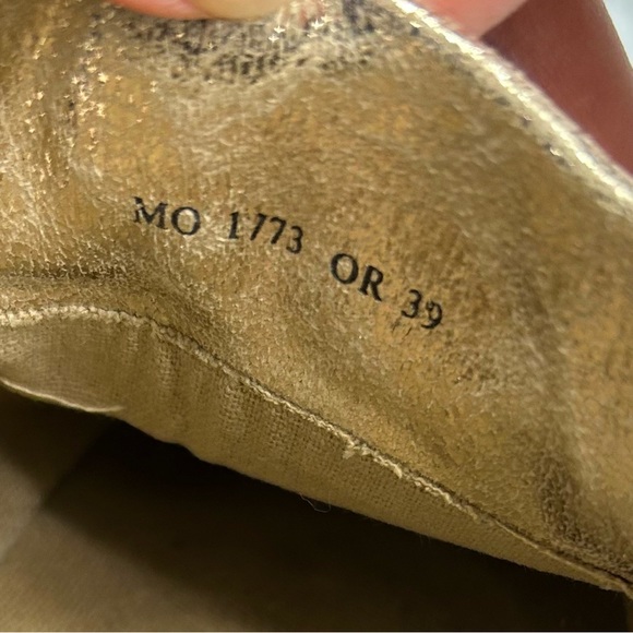 Vanessa Wu, Gold, Loafers, Flats, w Tassle/Fringe, White Sole, Size 39 - Picture 4 of 8